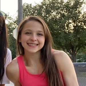 Meet your Posher, Isabella